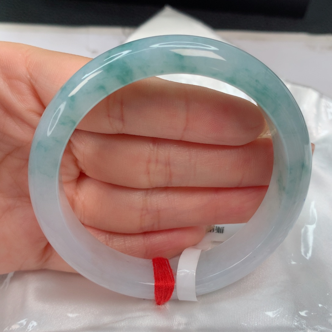 翡翠手镯未镶嵌55-56 飘花