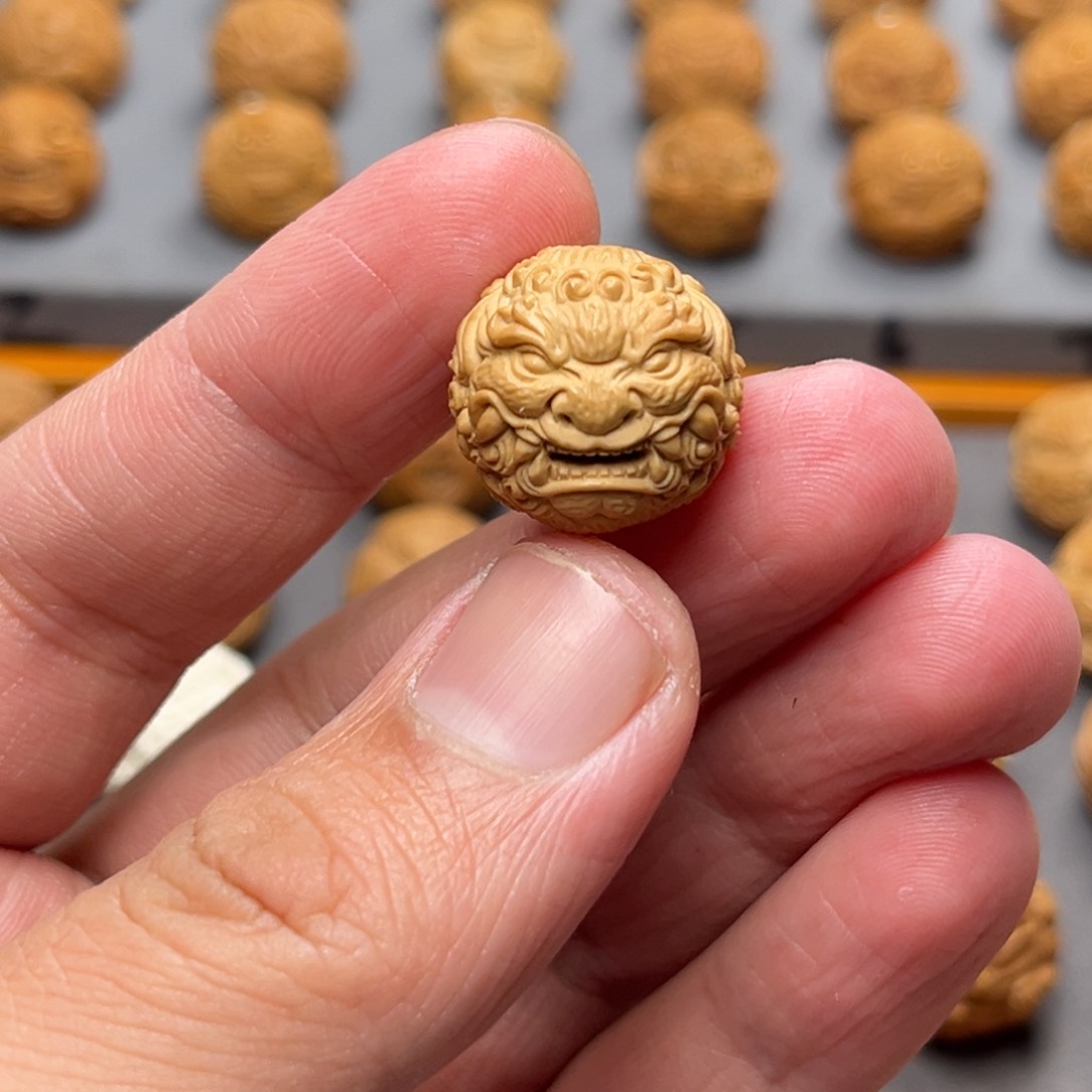 猴头核桃吊坠唐师