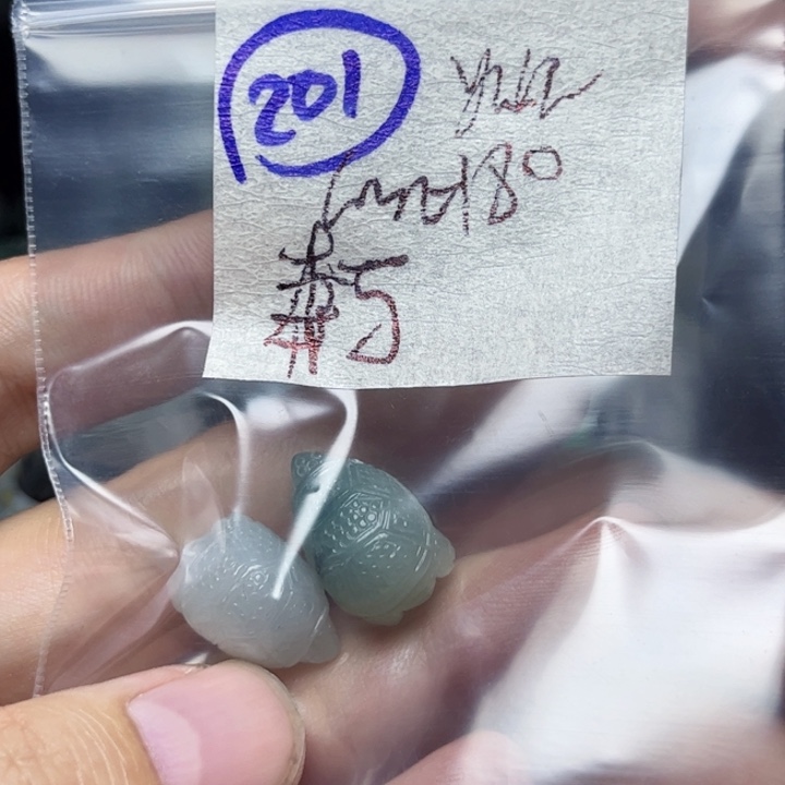 定制翡翠未镶嵌奔*