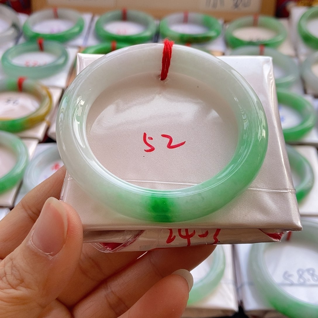 未镶嵌手镯翡翠11号