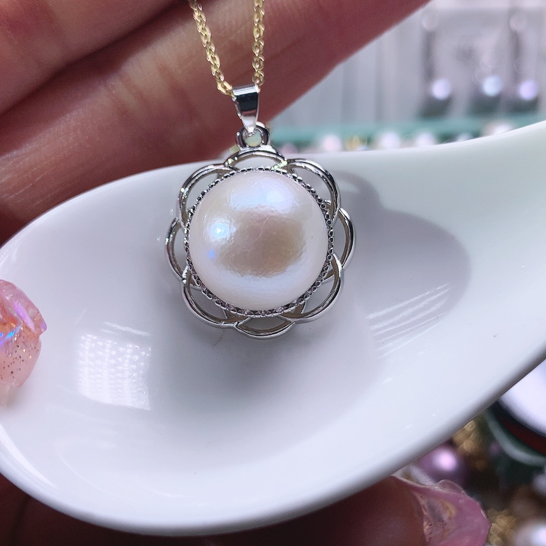 淡水珍珠吊坠(赠链)合金