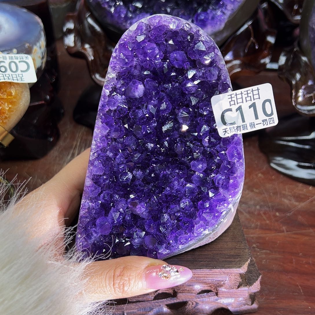 水晶大型摆件未镶嵌