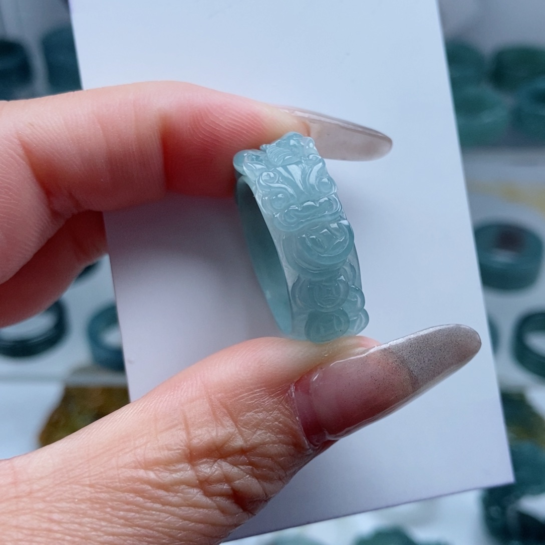 翡翠戒指未镶嵌抚****车