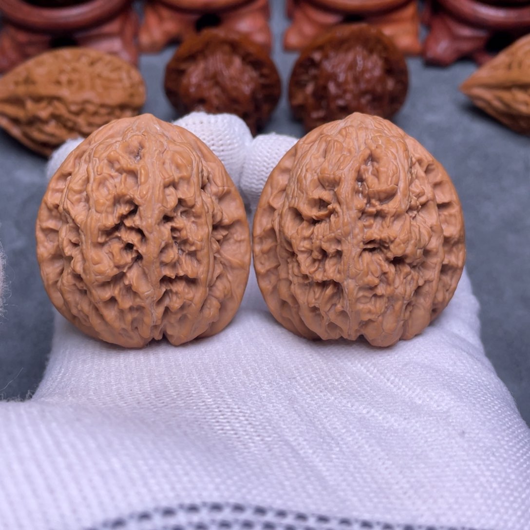 文玩核桃吊坠40全品山地将军膀