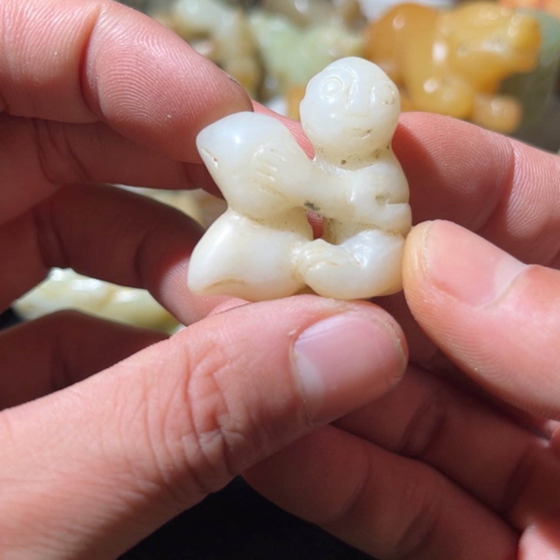 和田玉未镶嵌挂件