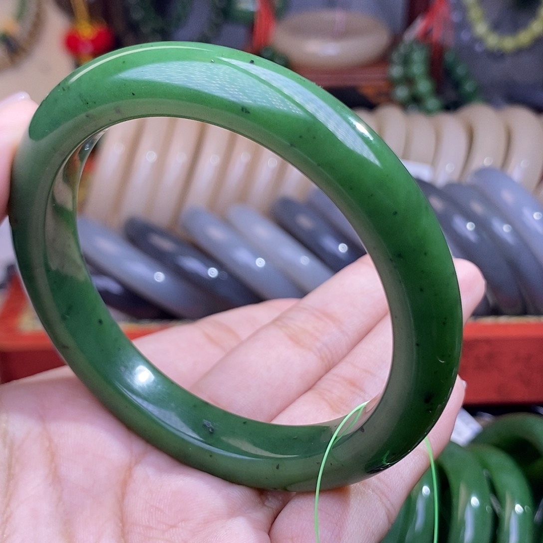 和田玉碧玉老矿满色满绿手镯59未镶嵌