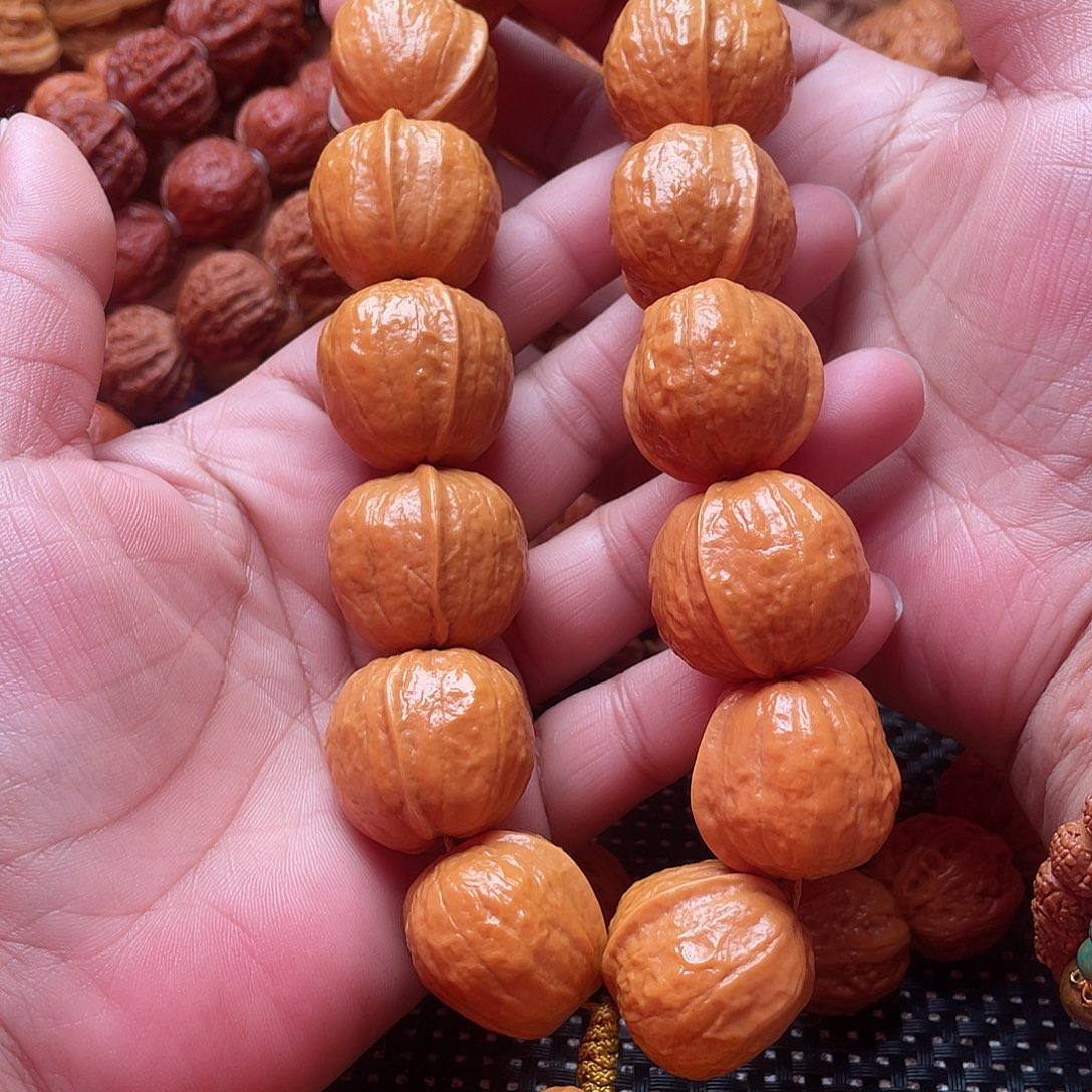 文玩核桃手串木鱼