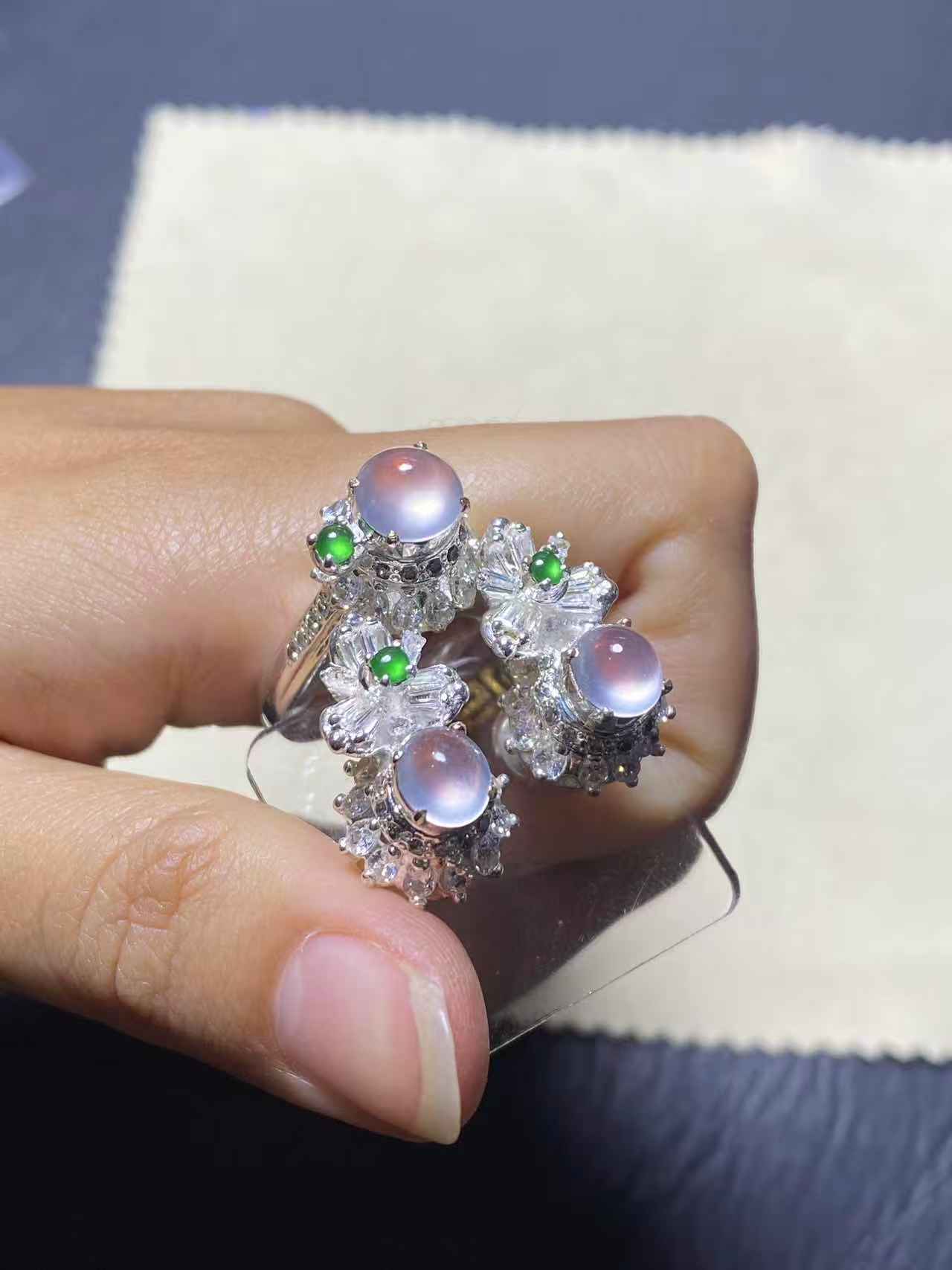 DZ100天然缅甸A货翡翠蛋面定制