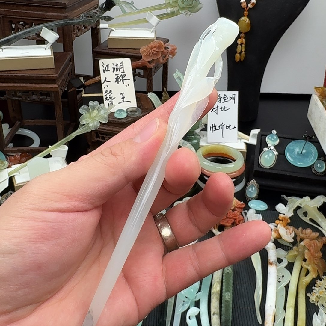 蛇纹石玉未镶嵌发饰