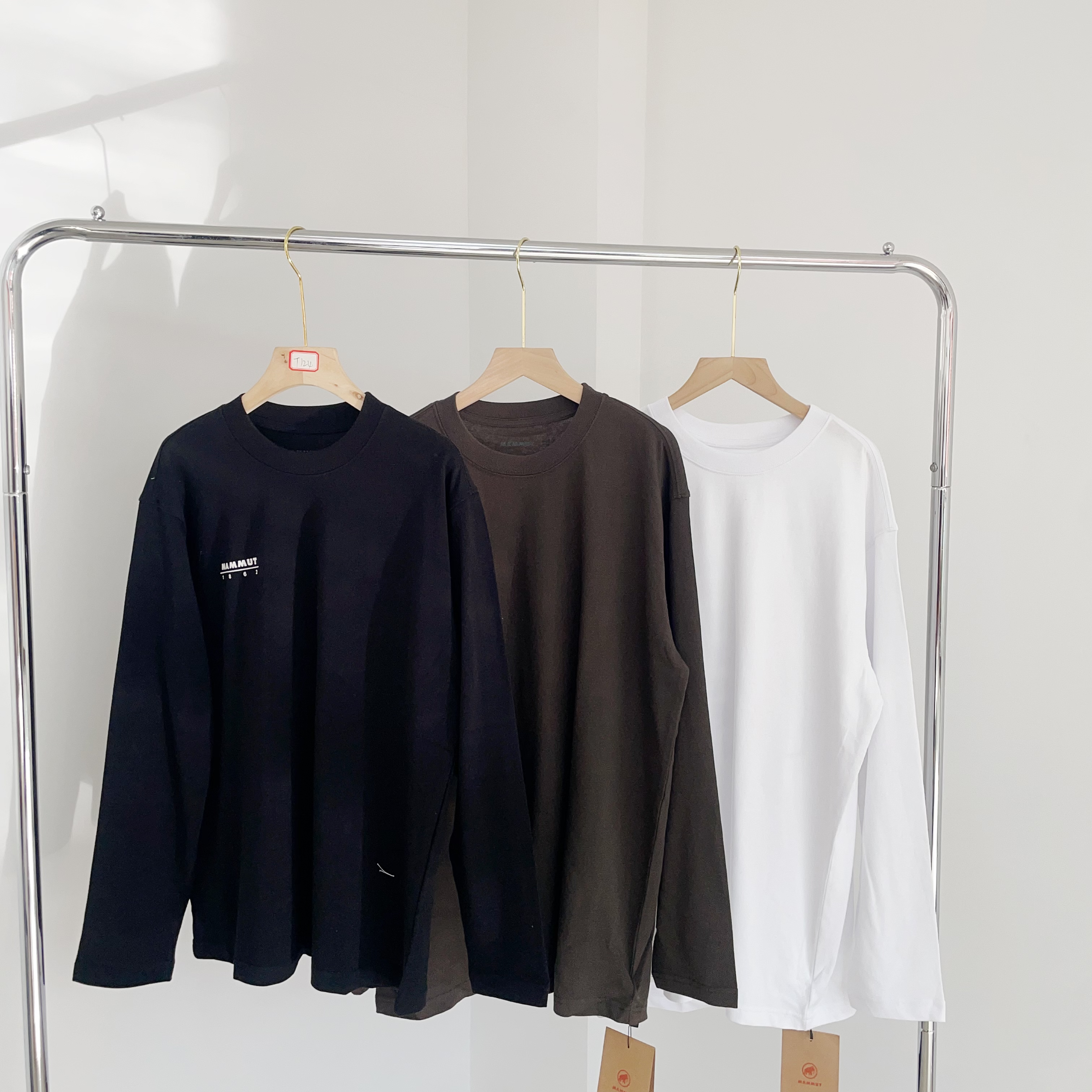 A121 男女同款高克重描纸圆领后印花长方形休闲T恤