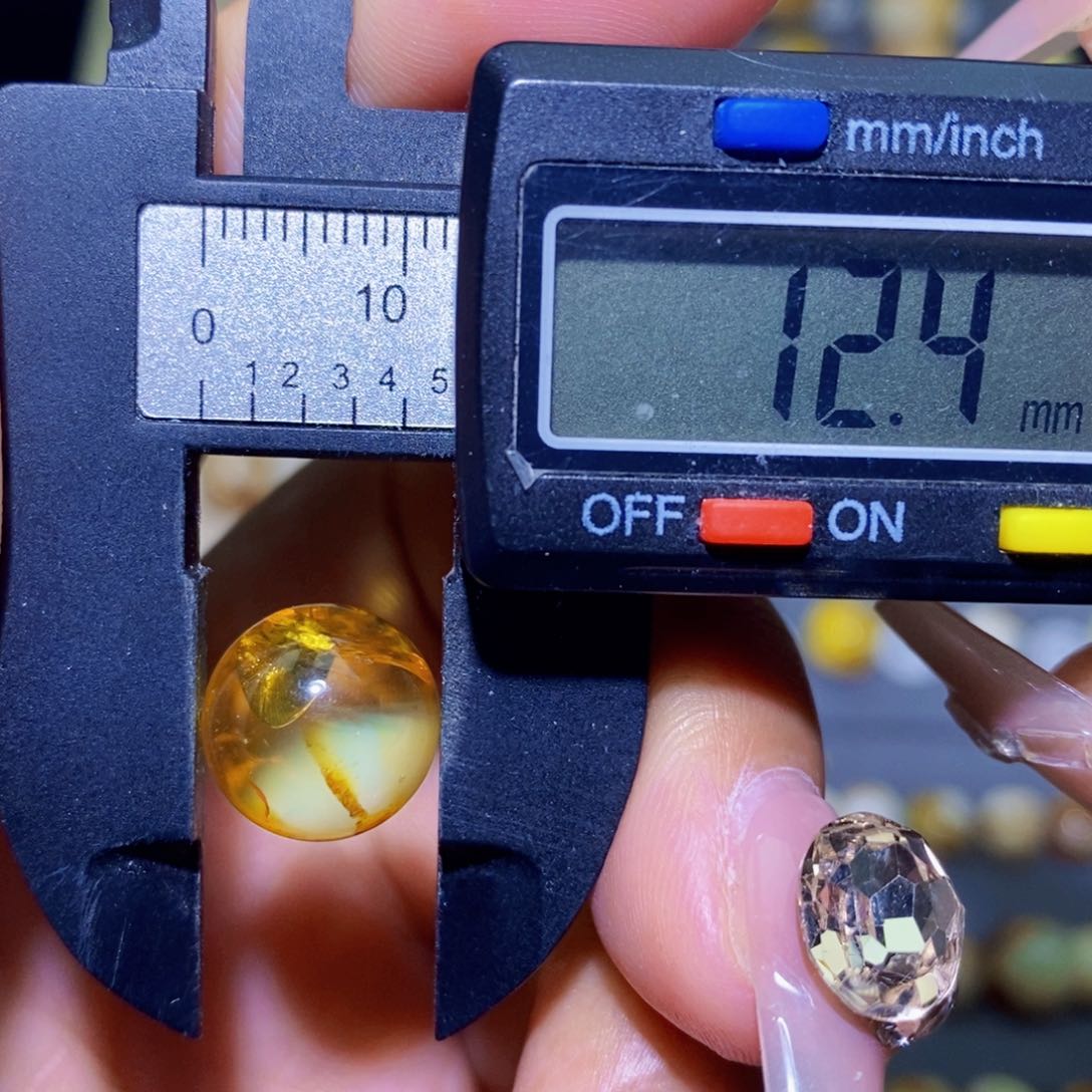琥珀裸石未镶嵌琥珀蜜蜡