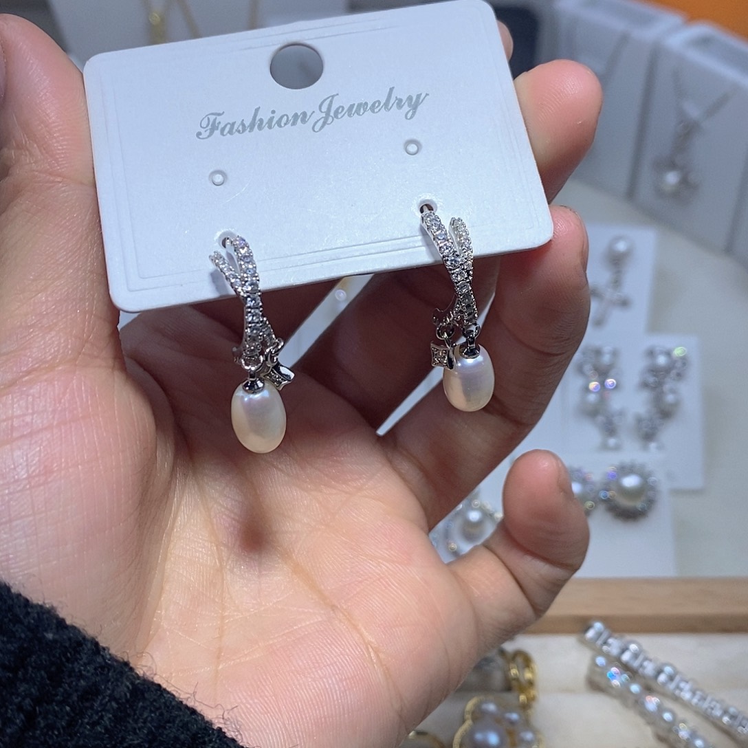 耳饰未镶嵌淡水珍珠