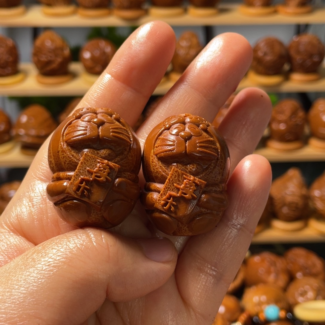 橄榄核手串/手链多啦A 梦