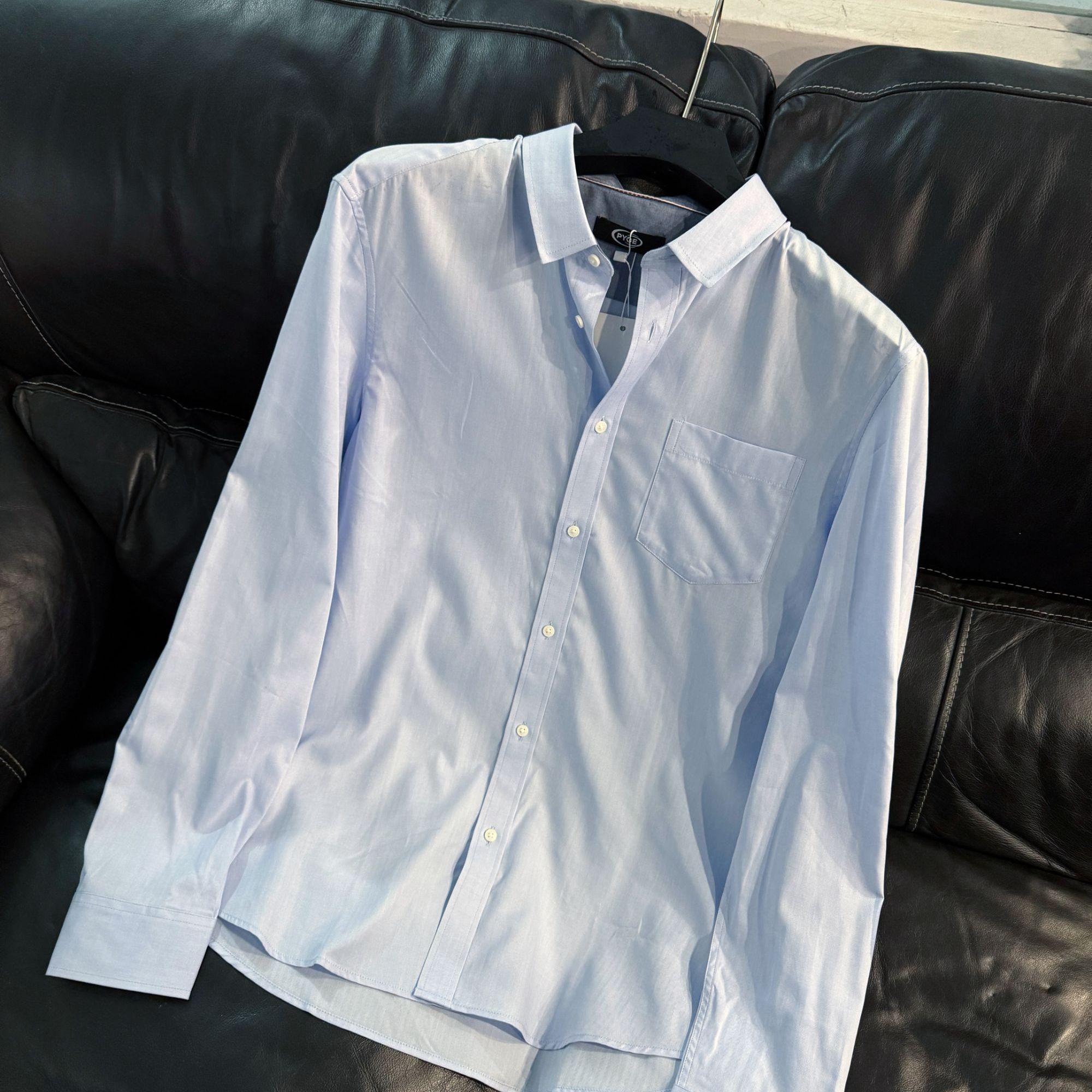 30176-暗纹翻领长袖衬衫