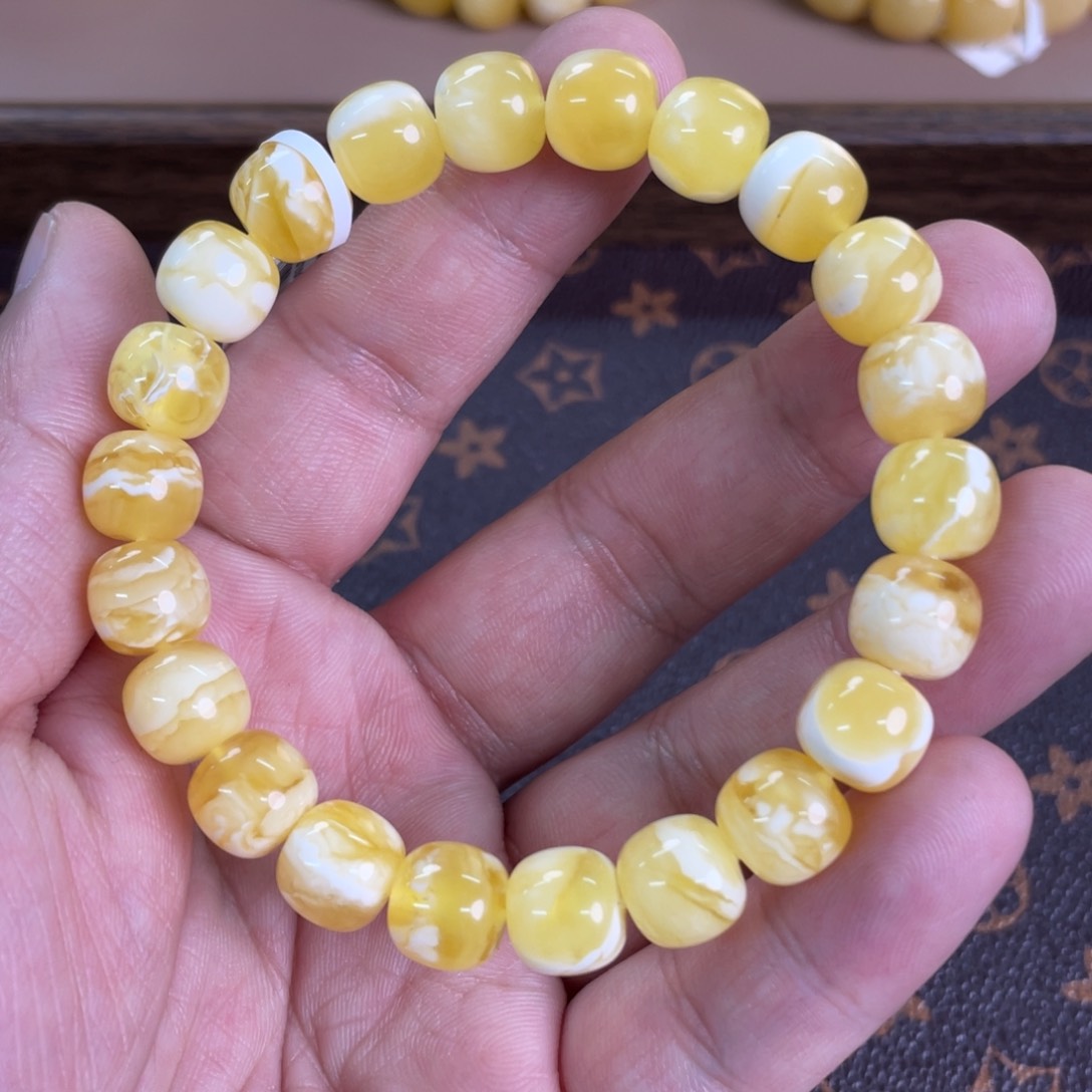 蜜蜡裸石未镶嵌16300000000000