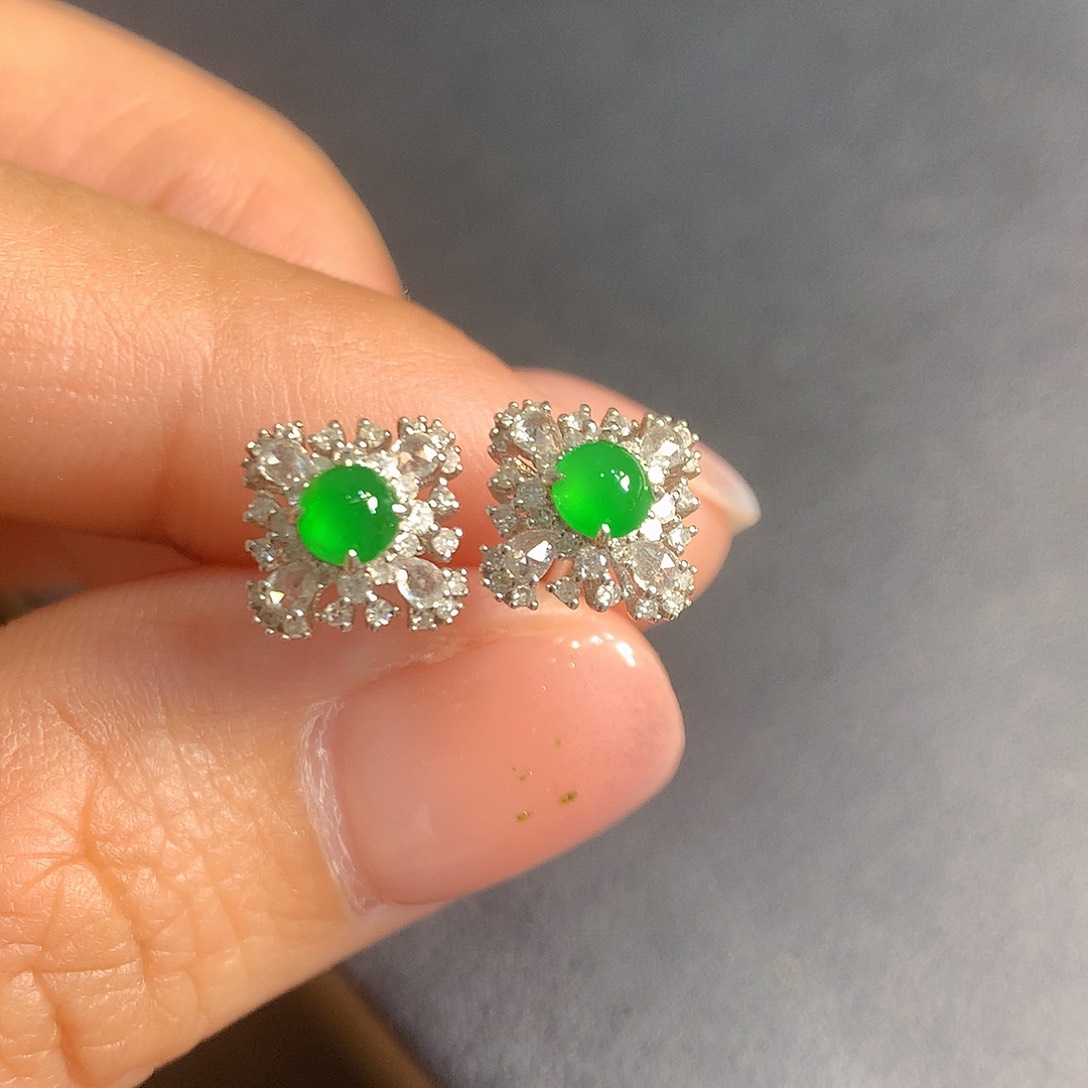 翡翠18K金镶嵌耳饰耳饰