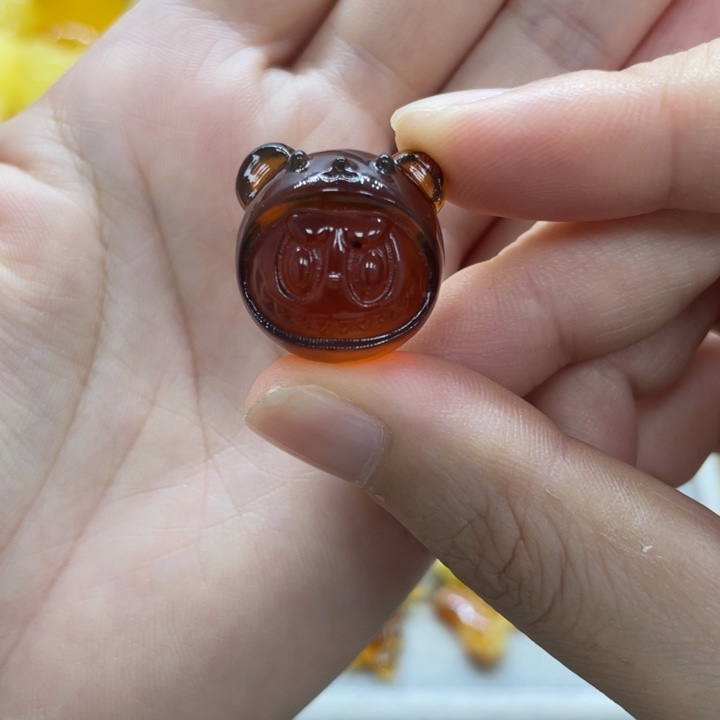 未镶嵌琥珀裸石天然琥珀拉布布
