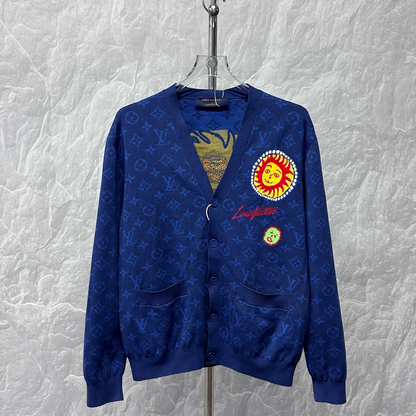 未使用 LouisVuitton/路易威登 草间弥生太阳花满印外套M码P01053