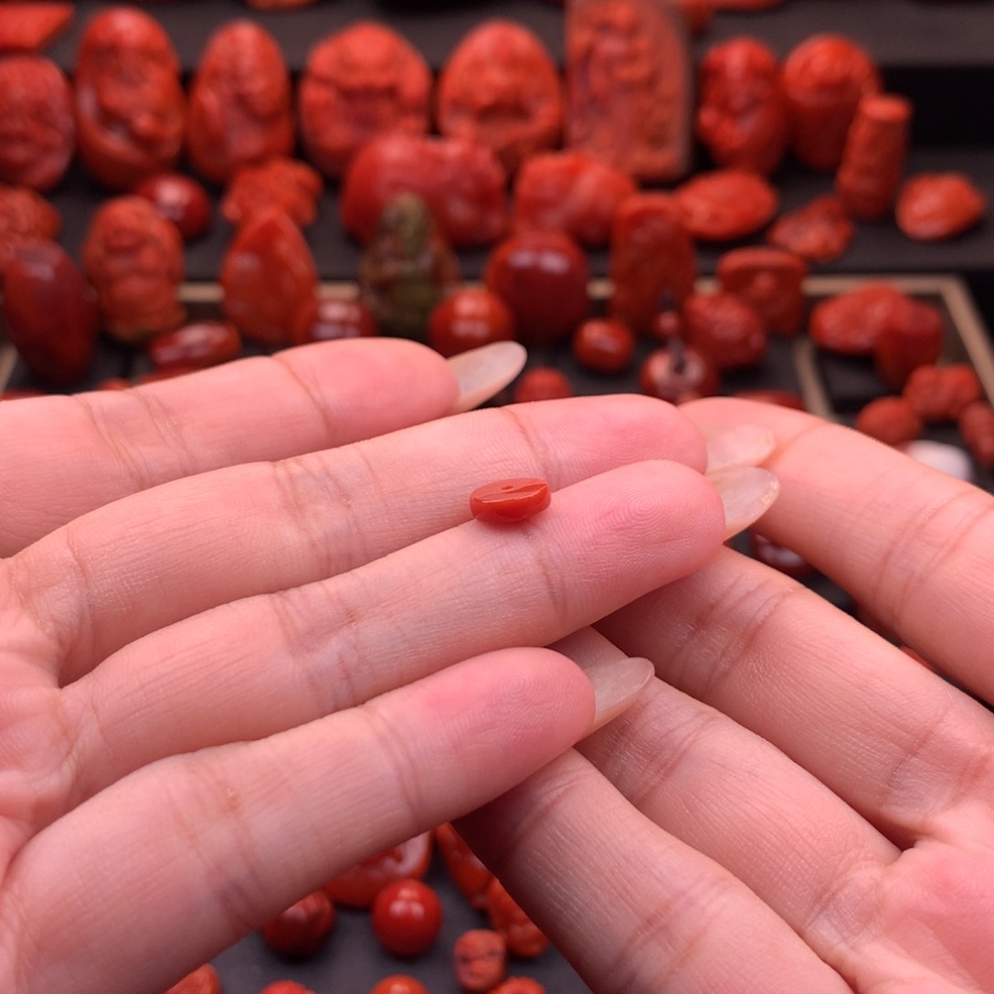 南红玛瑙南红川料原矿精工直切隔片8mm未镶嵌