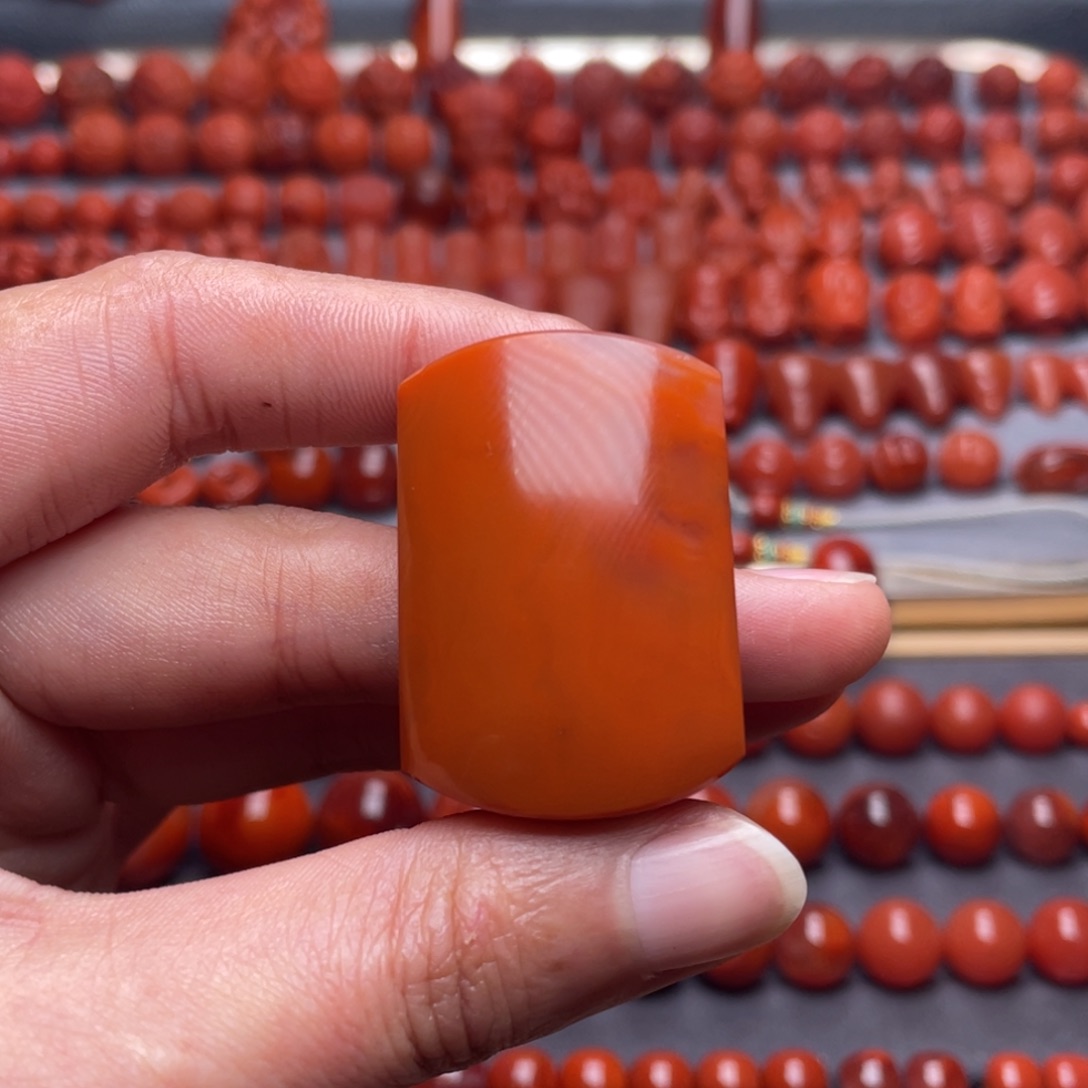 *****南红玛瑙未镶嵌其他W35*25*18瓦西柿子红无事牌吊坠