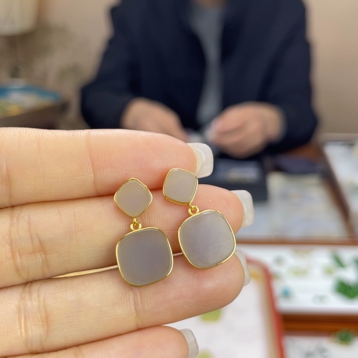 和田玉银S925镶嵌耳饰