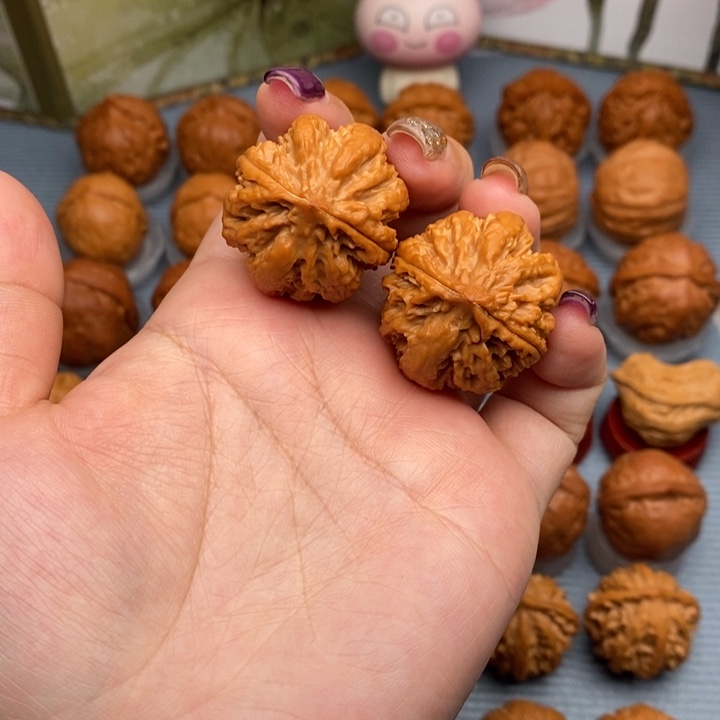 文玩核桃把件粗筋