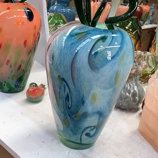 琉璃花瓶高31厘米口径9厘米