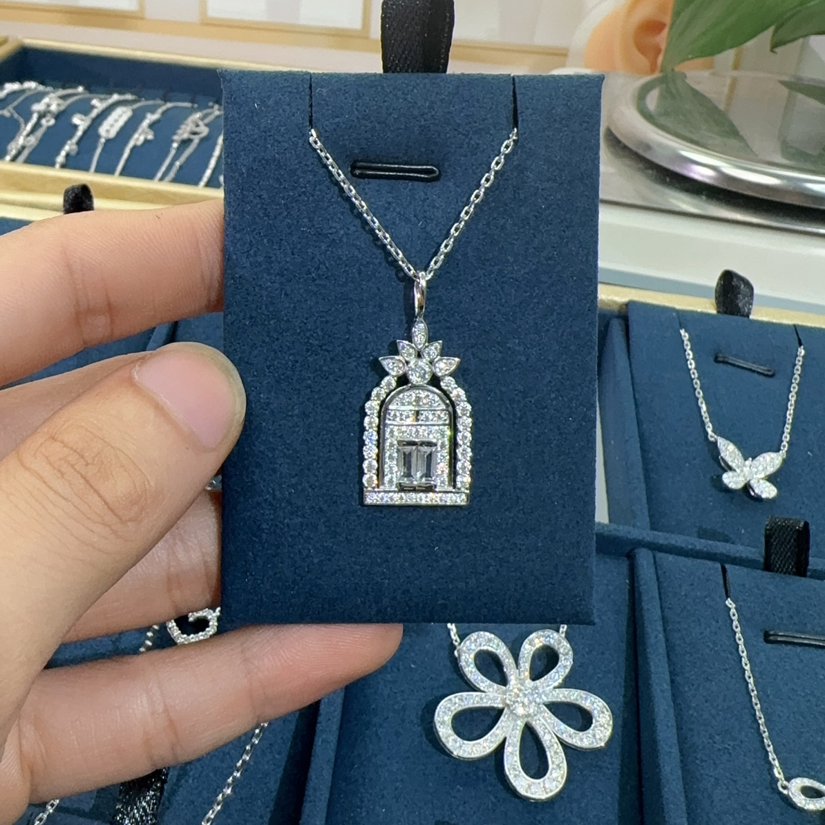 莫桑石Pt950莫桑石大号幸福之门套链