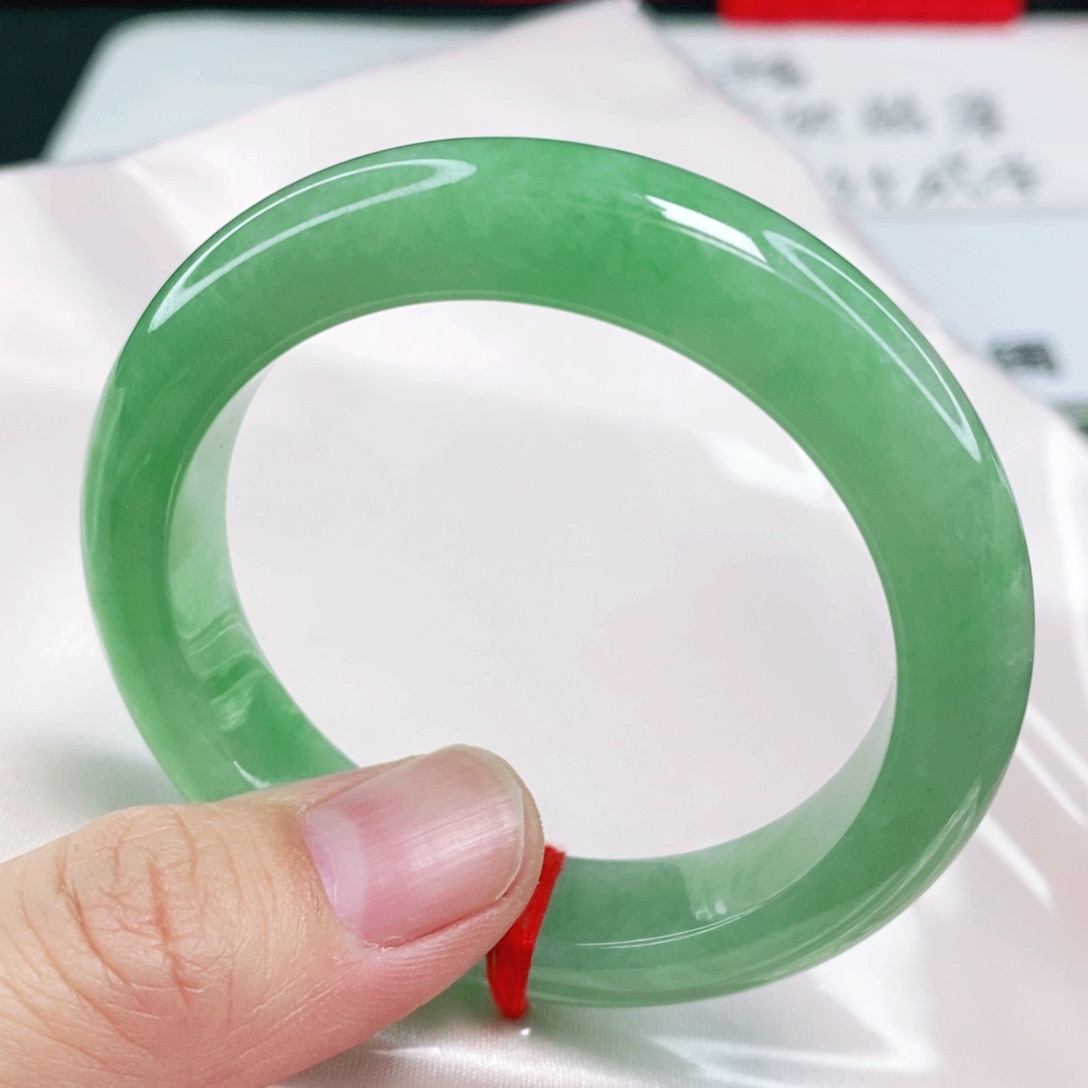 未镶嵌手镯翡翠51圈口