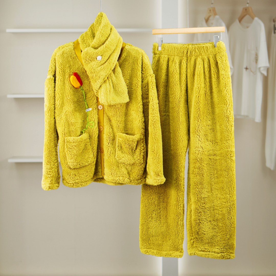 麦迪尚品 5110107 秋冬厚款保暖羔毛家居服围领套装两件品牌女装