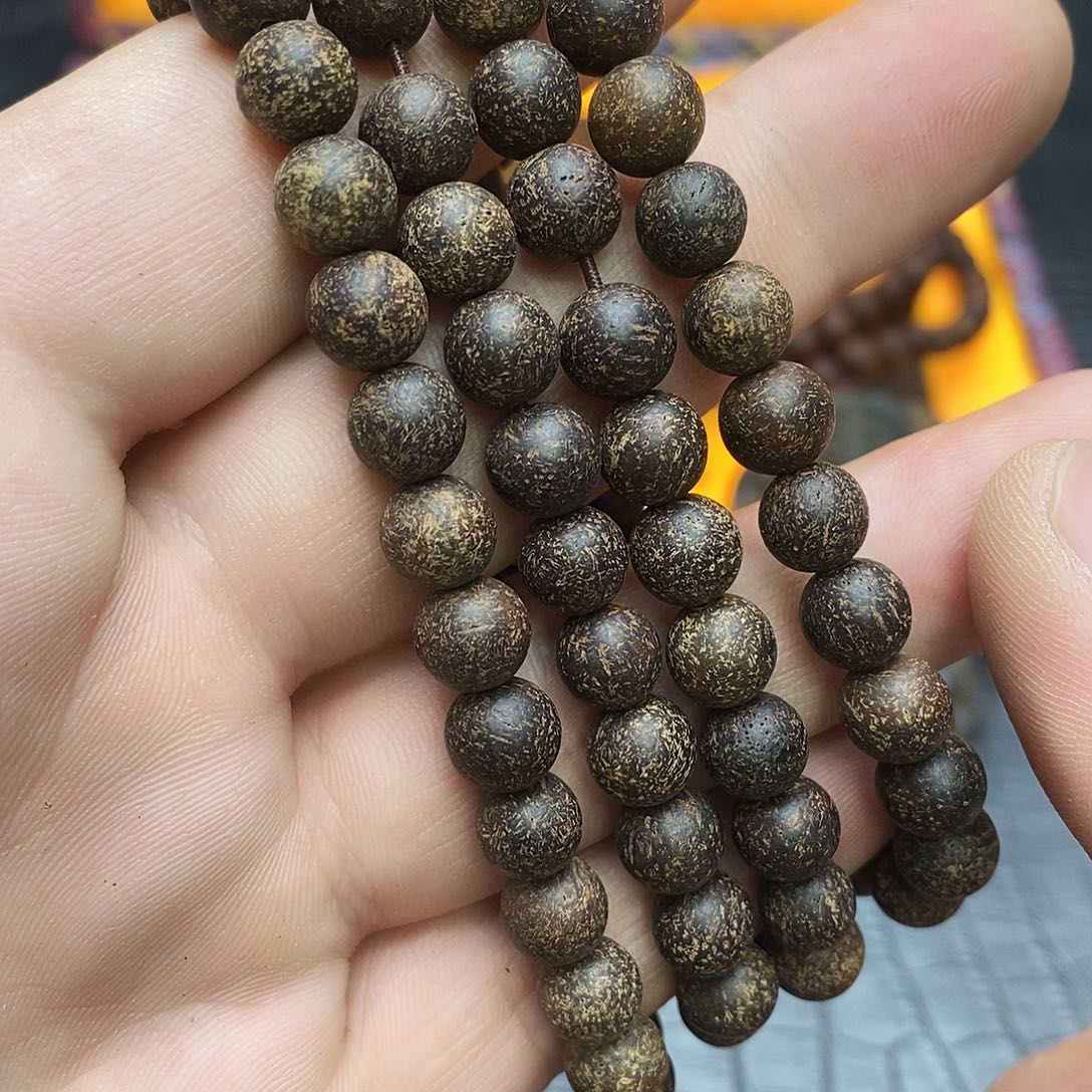 沉香碎屑沉香10海南虫漏