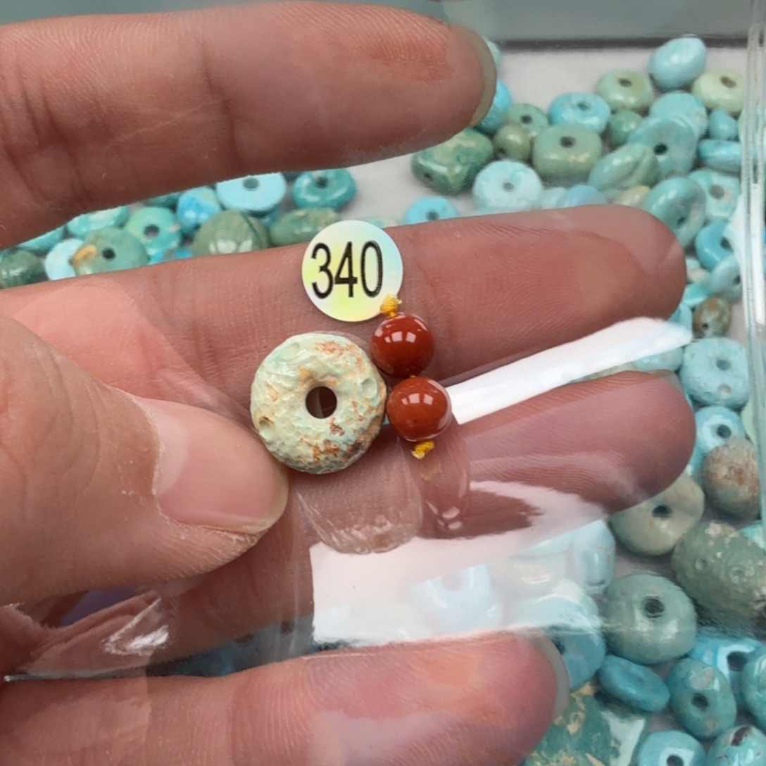 南红玛瑙未镶嵌珠宝奇石