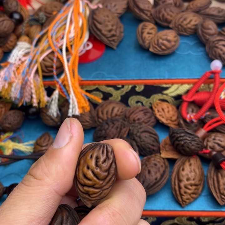 清***轴木质非金属桃枭手串桃枭手串