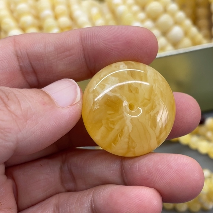 裸石琥珀未镶嵌蜜蜡