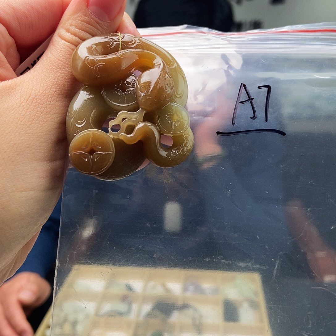 和田玉未镶嵌颈饰拍一发一