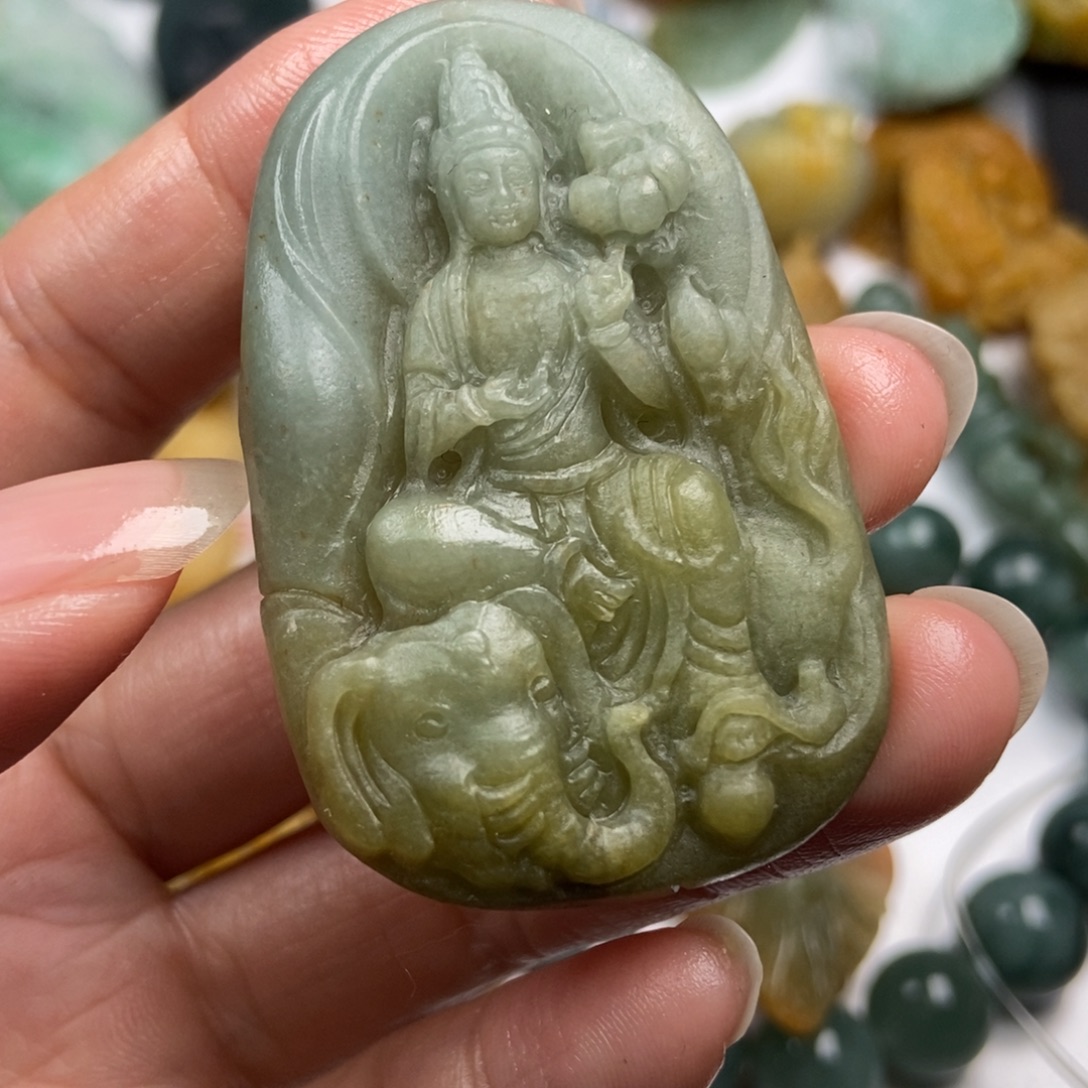 定制翡翠未镶嵌翡翠