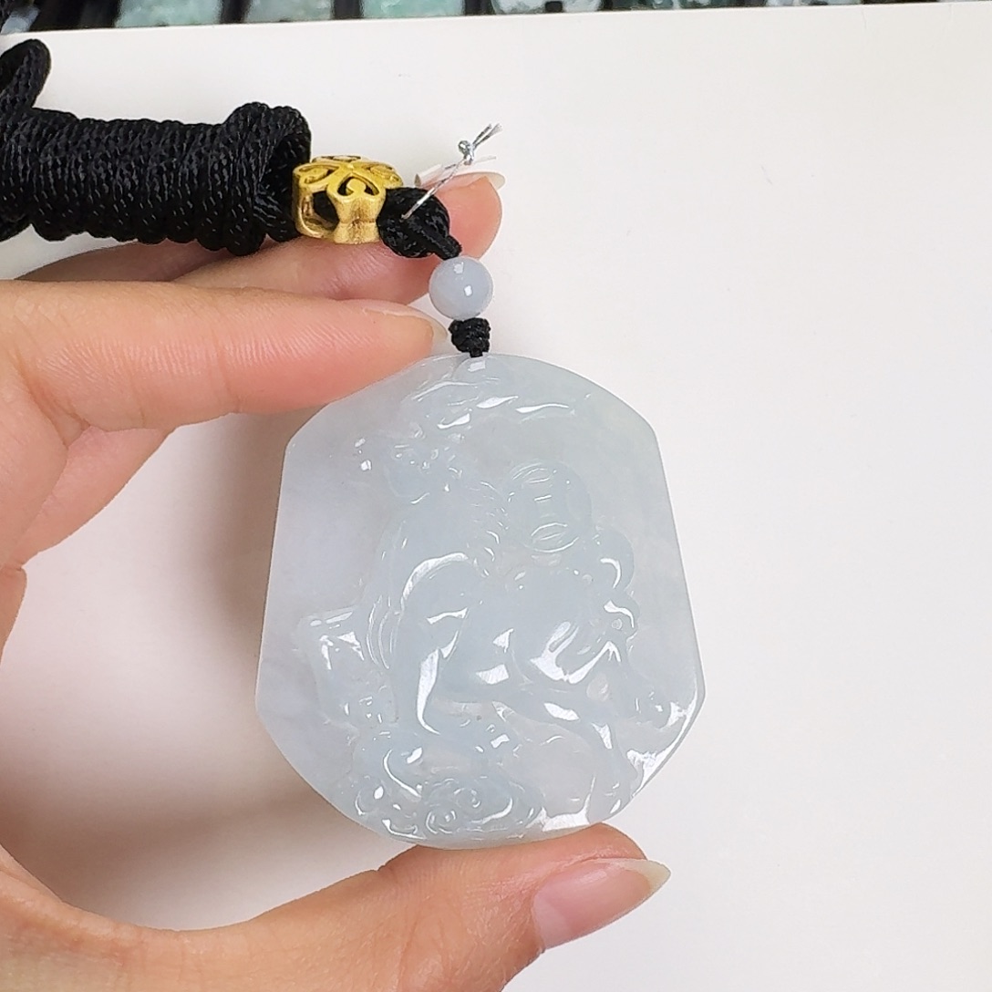 翡翠颈饰未镶嵌❤️****马牌