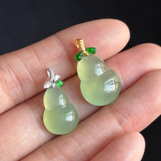 18k冰晴甜绿葫芦吊坠(赠链)缅甸A货翡翠，颜色清新又甜有种有色