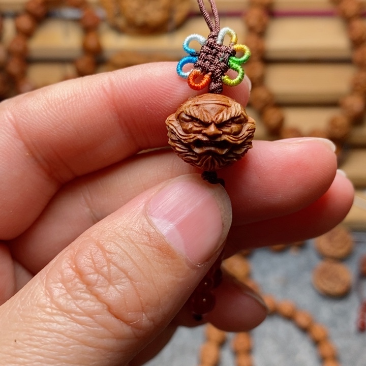 桃核雕刻钟馗单颗