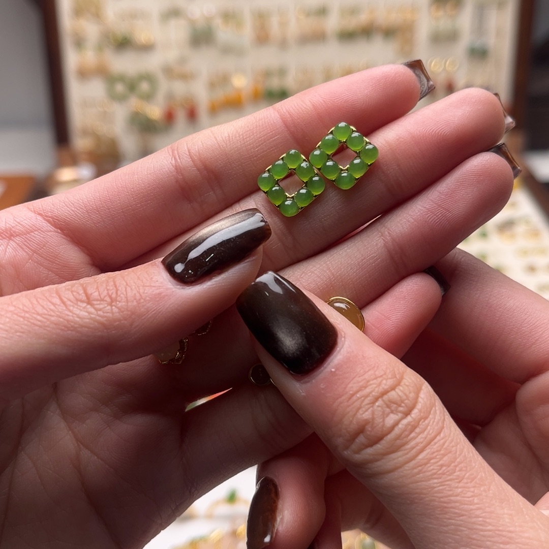 和田玉银S925镀金镶嵌耳饰