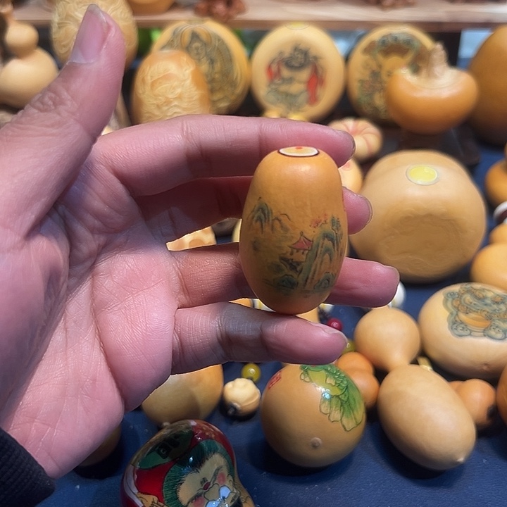 蜜蜡口南红针刺葫芦