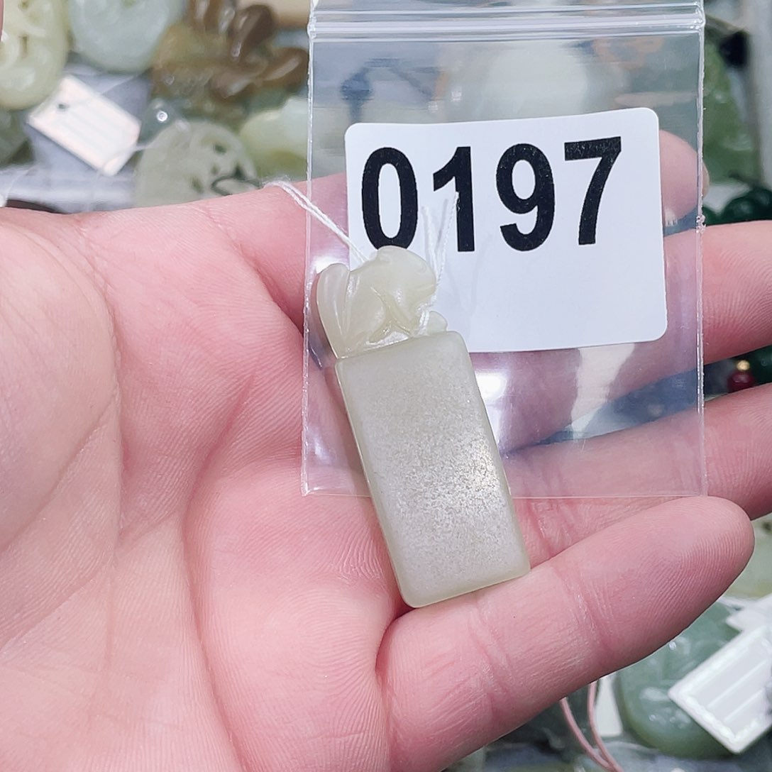 和田玉车挂未镶嵌