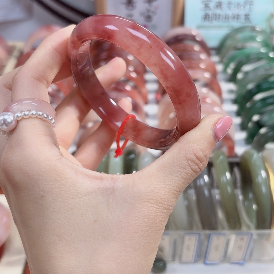 石英质玉手镯未镶嵌A****）