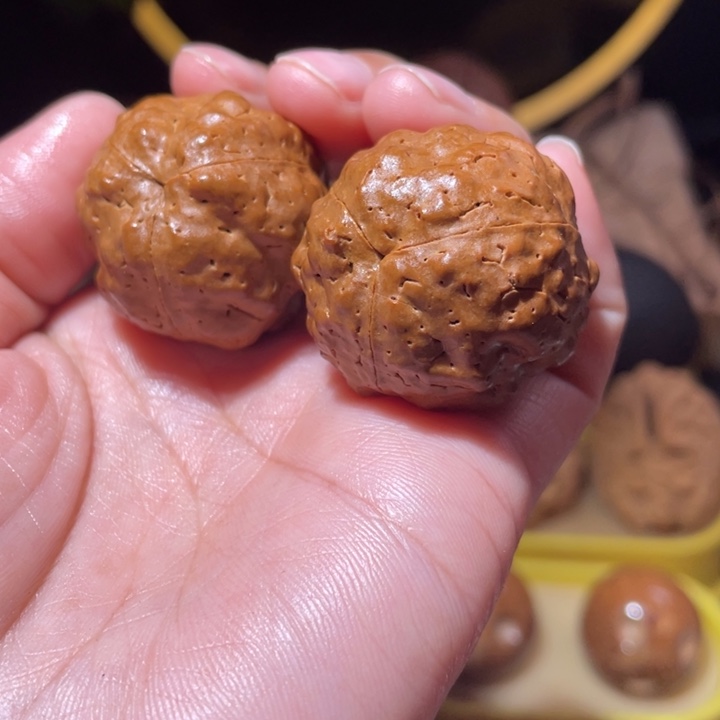 桃核把件三瓣金刚手捻