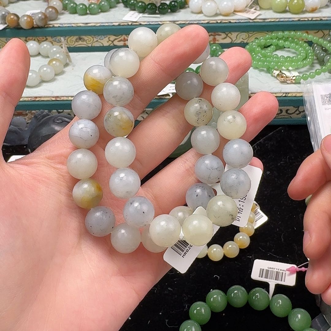 和田玉手串拍一发一多样性发货未镶嵌