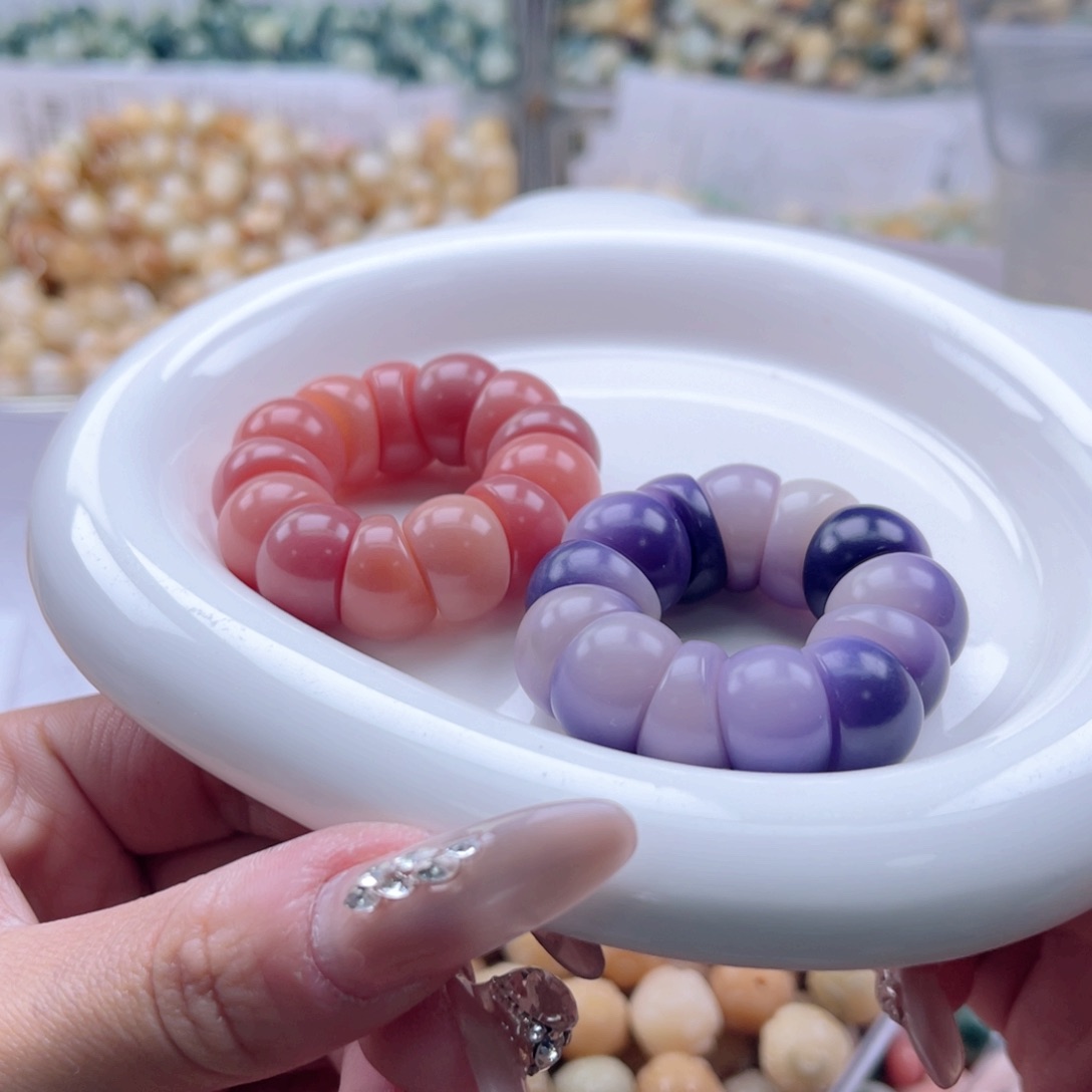 白玉菩提吊坠c14-15mm40+10颗。粉紫蒜瓣不售后