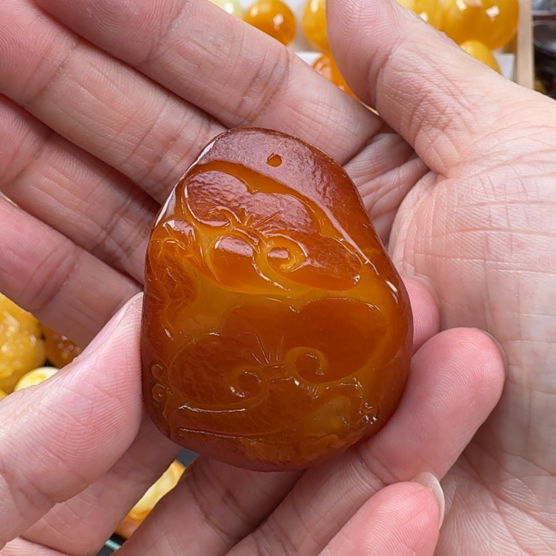 M***灭蜜蜡颈饰未镶嵌蜜蜡