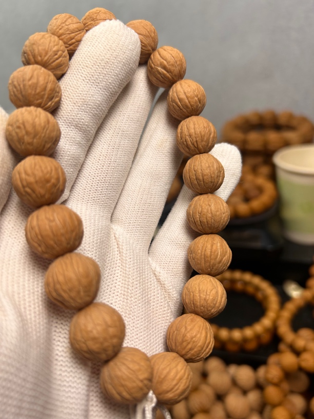 猴头核桃水晶凤羽原桩原色体验款福利20颗手持