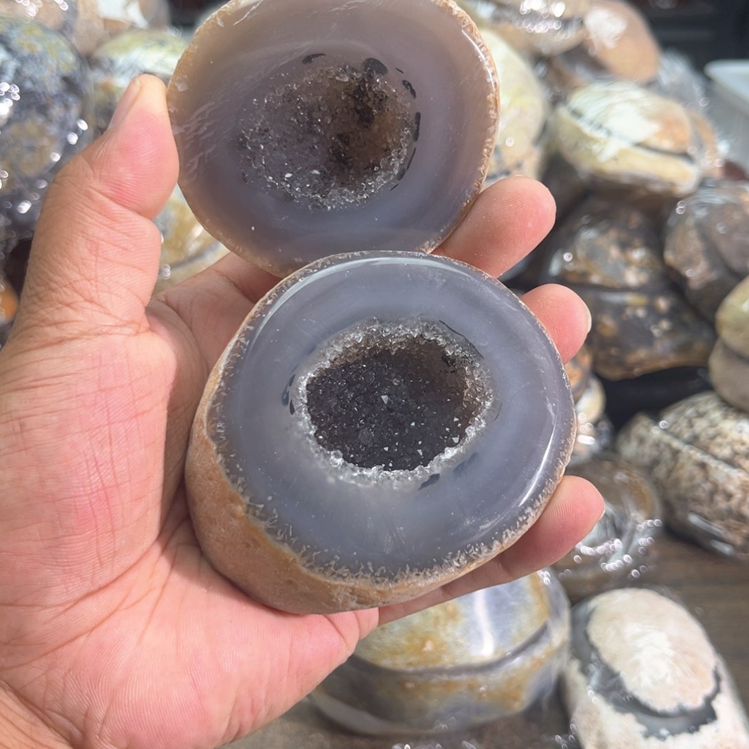 紫晶摆件未镶嵌聚宝盆