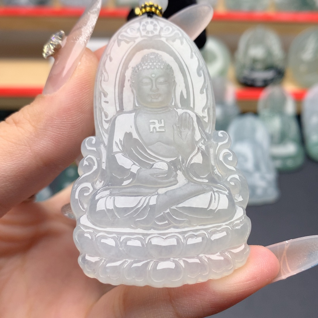 中***n翡翠未镶嵌颈饰阿弥陀佛